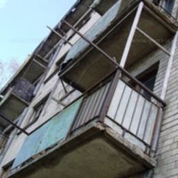 У Чернігові випадають з балкону люди. Суїциди чи вбивства?