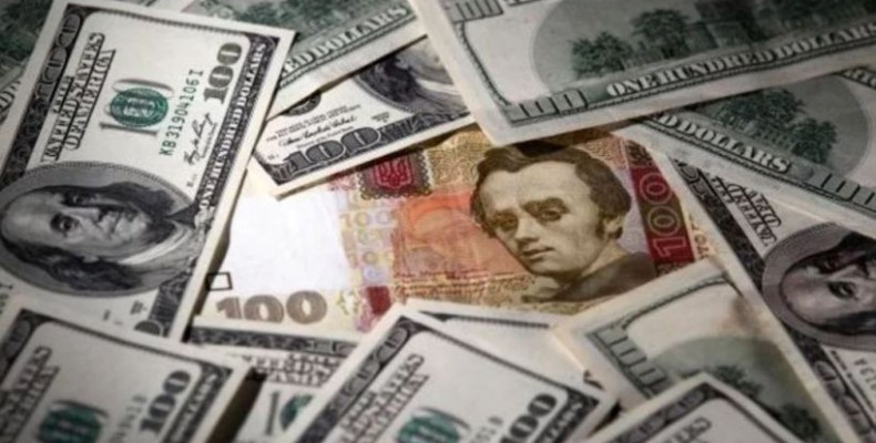 Про причини курсових змін гривні