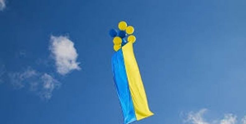 Чому Україну звинувачують, замість того щоб їй допомогти?