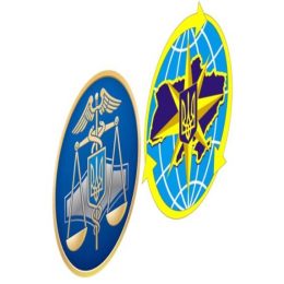 Порозумітися вирішили служби: фіскальна й міграційна