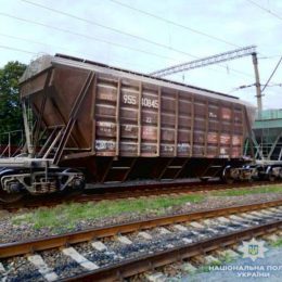Прогулянка по вагону поїзда обернулася трагедією