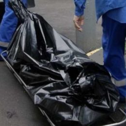З п'ятого поверху будинку випав чоловік