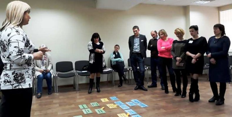 Соцпрацівників вчили працювати із вразливими групами населення