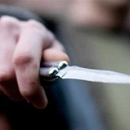 Шість років — за чотири ножові удари батькові