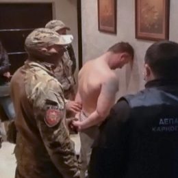 Викрадали автомобілі й розукомплектовували