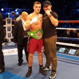 Боксер з Ніжина Петро Іванов нокаутував у Парижі француза