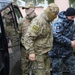Українці своїх не зрікаються! Підтримаємо наших моряків