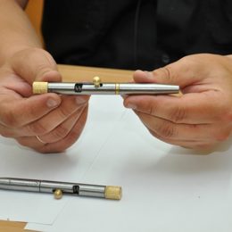 Українські митники пильно захищають простори Росії від шпигунства