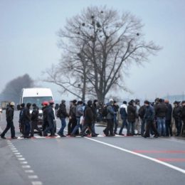 Доставка пошти заблокована через перекриття руху автотранспорту