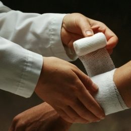 Щомісячні страхові виплати потерпілим на виробництві зросли на 13%