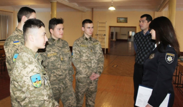 Чернігівські поліцейські закликають змінювати країну разом з ними