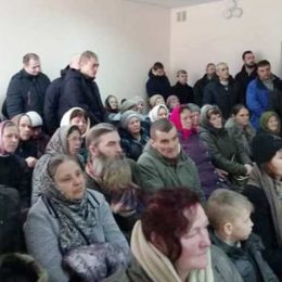 Мати свою рідну церкву українцям заважають служителі РПЦ