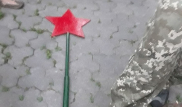 «Соколята» знищили заборонену символіку в центрі Чернігова