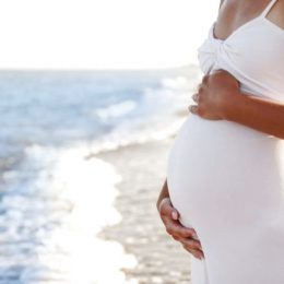 93 тис. жінок отримали допомогу по вагітності та пологах