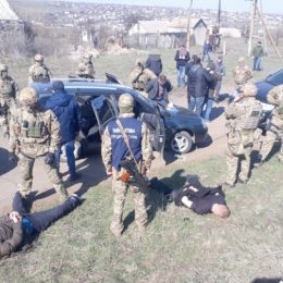 Працівник СБУ фінансував тероризм на Донбасі