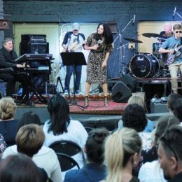 Jazz in Kiev Band & Laura Marti знову підкорили чернігівських глядачів