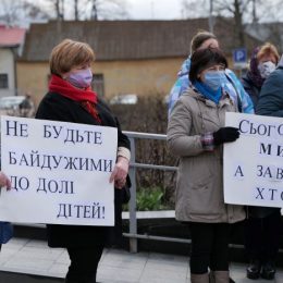 Освітяни зі Сновська відстояли свою гімназію