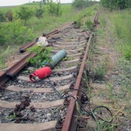 Зловмисників «застукали» під час вирізання залізничної колії