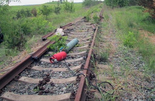 Зловмисників «застукали» під час вирізання залізничної колії