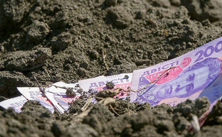 Земля без документів: чи треба платити земельний податок?