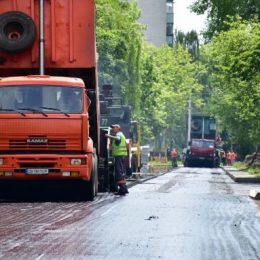 Про наслідки зруйнованих війною доріг розповіли у Чернігові