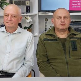 Радіослухачі познайомилися з авторами книги «Чернігів у вогні...»