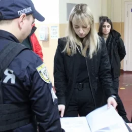 Представниця МВС перевірила роботу офіцерів безпеки в закладах освіти Чернігівщини
