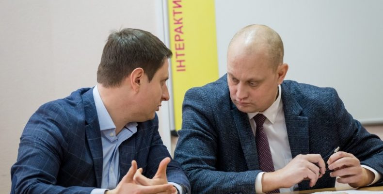 Чому рейдери захоплюють землю? Це з`ясовували у Чернігові