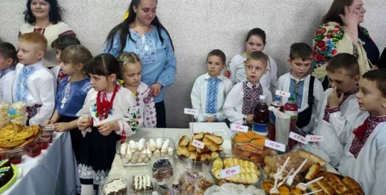 Освітяни з Чернігівщини взяли участь у благодійному ярмарку