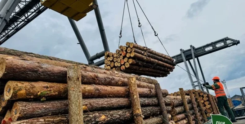 Фронту потрібно більше деревини