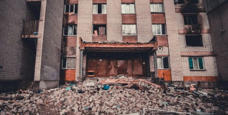 Кілька будинків у Чернігові відновити неможливо, а решту ремонтуватимуть
