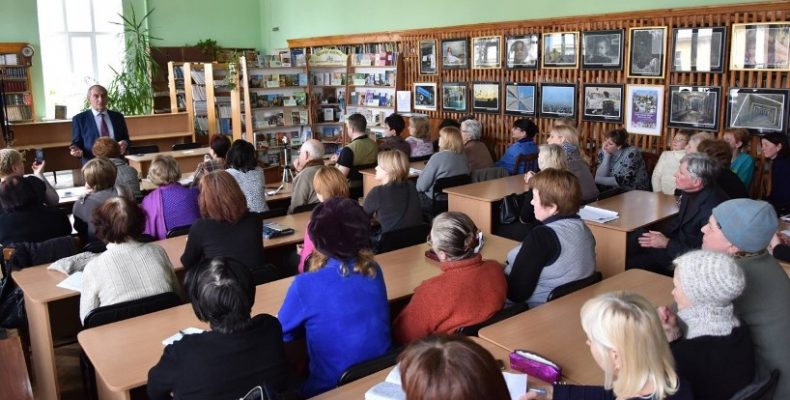 Релігійні аспекти інформаційної війни обговорювалися у Чернігові