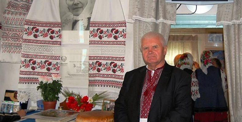 Життя українського народу описав журналіст у книзі