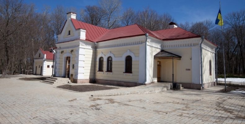 Історичні землі навколо садиби Кочубея повернуті державі