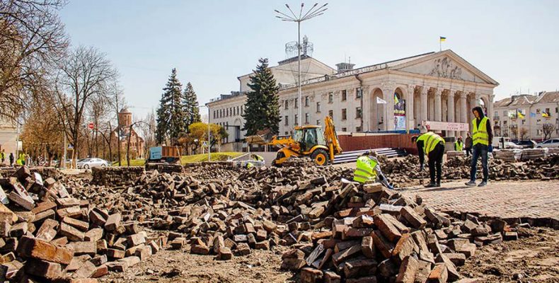 Проект з реконструкції площі у Чернігові містить серйозні загрози