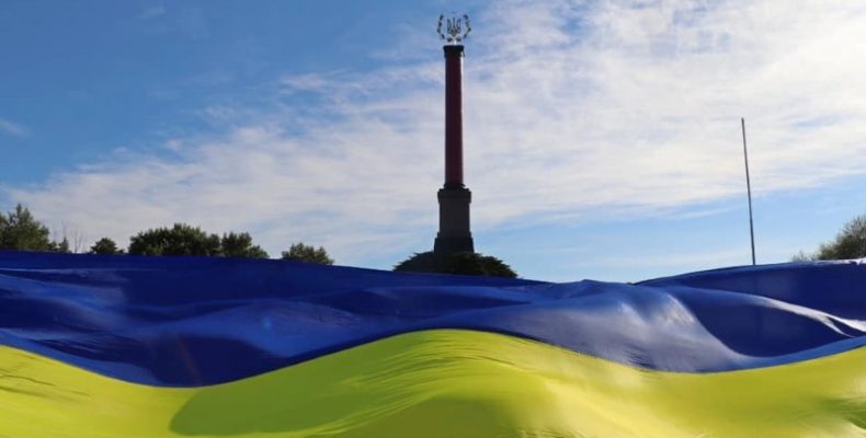 На місці легендарного бою вручили паспорти юним громадянам