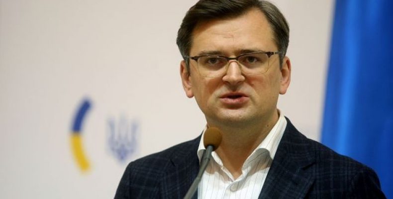 Україна не торгує людьми, землями та суверенітетом