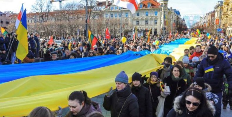 Литовці вимагали, аби їхня країна розірвала торговельні зв'язки з росією