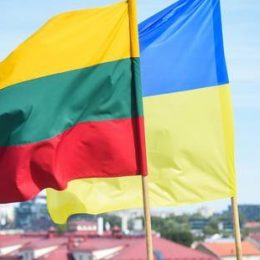 «Україна. Війна в Європі» — відкрилася виставка у Литві
