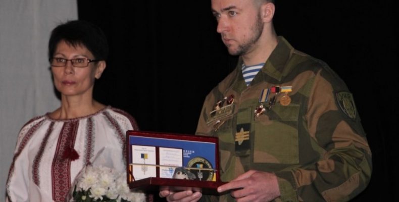 Народних героїв України відзначали у Чернігові