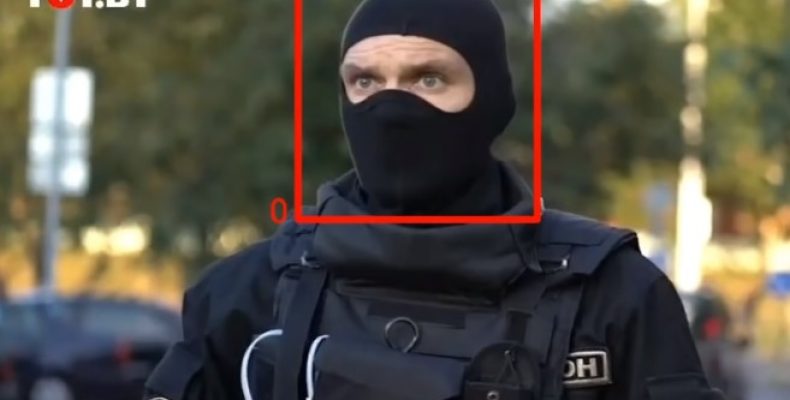 Айтішники «зривають маски» з силовиків-нелюдів