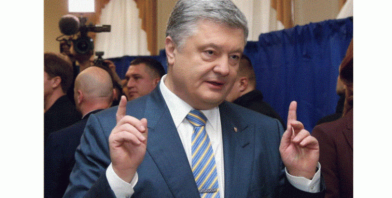Не боятися дебатів закликав Порошенко Зеленського