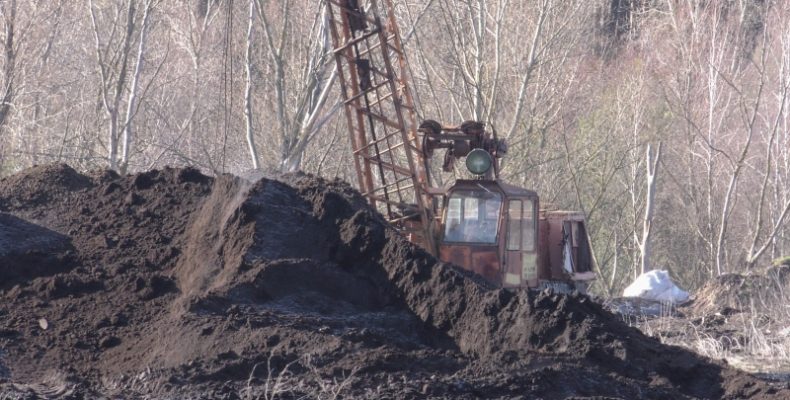 На Чернігівщині не пустили на завод нового директора. Відео