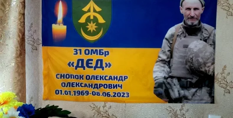 Горе назавжди увійшло в хатину й оселилось у серцях невтішних батьків