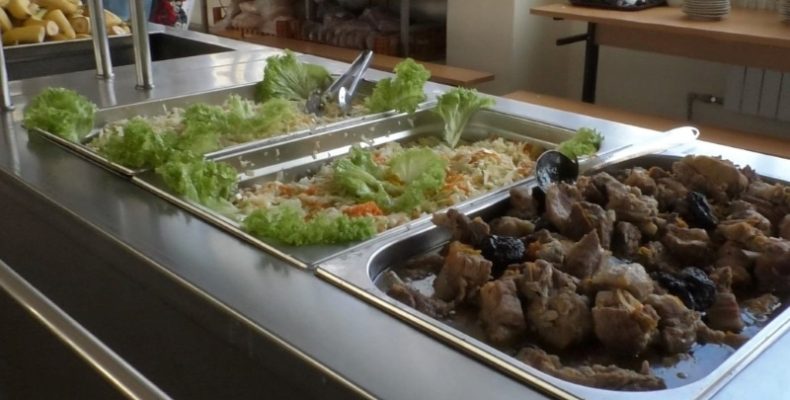 Ресторанне меню від деснянських кухарів для військових