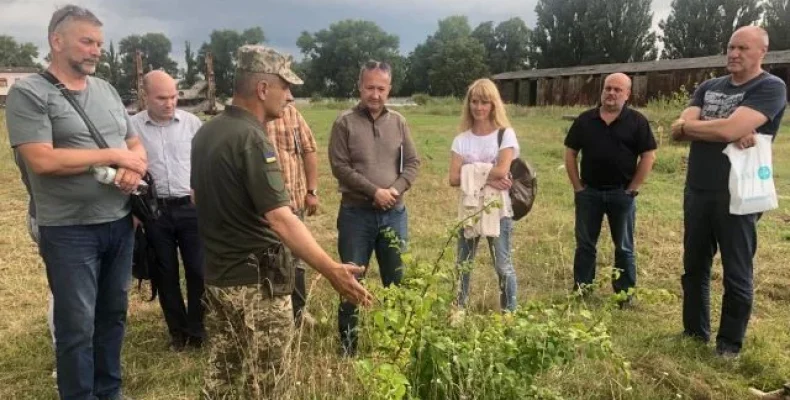 Фахівців із розмінування завдяки Посольству США більшає