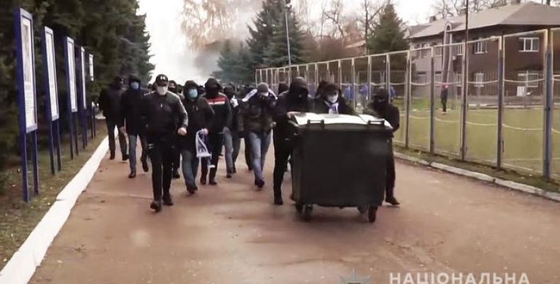 Хулігани, які побили директора стадіону, стали підозрюваними