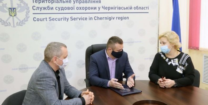 Донорський реєстр крові створюють судові охоронці Чернігівщини