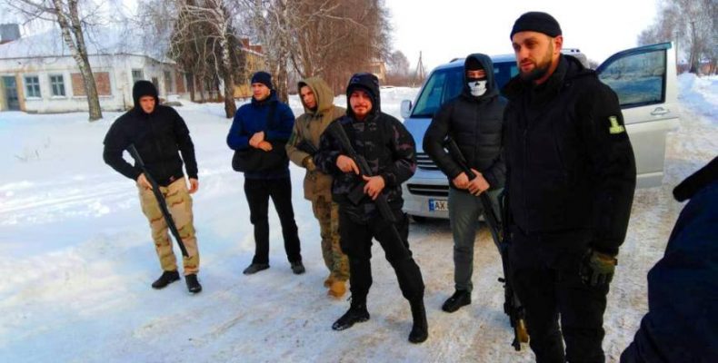 «Тітушки»-рейдери стріляють на Чернігівщині. Влада безпомічна