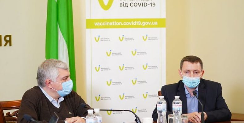 Про особливості вакцинації від COVID-19 розповіли у Чернігові